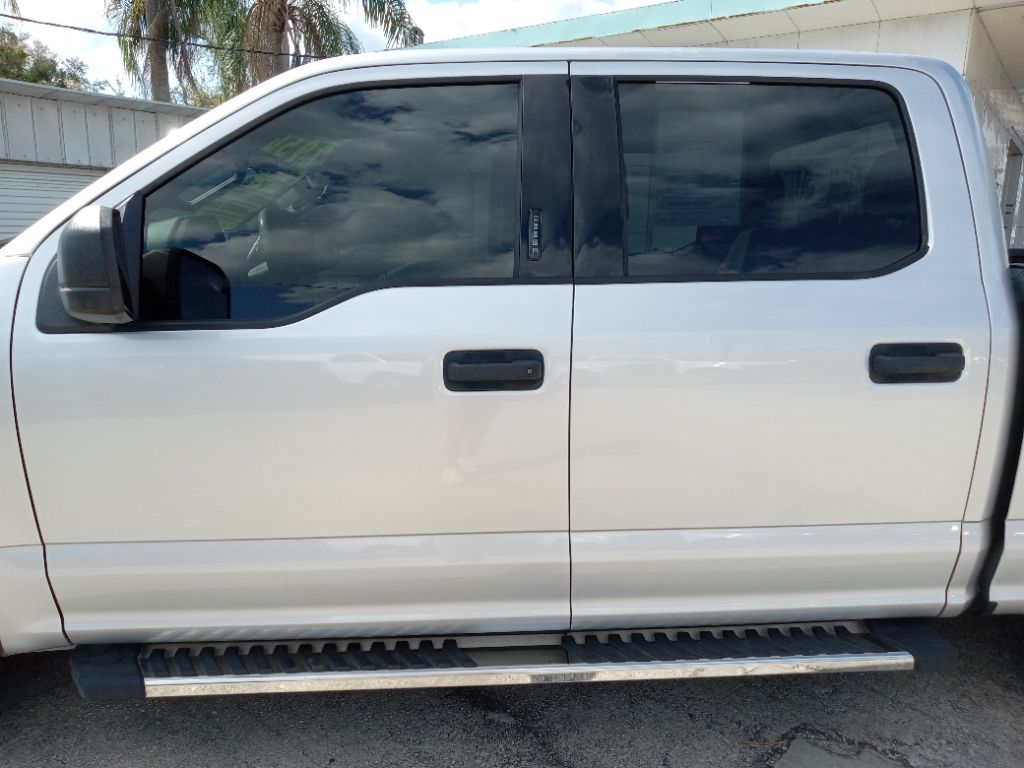 2019 Ford F150 XLT photo