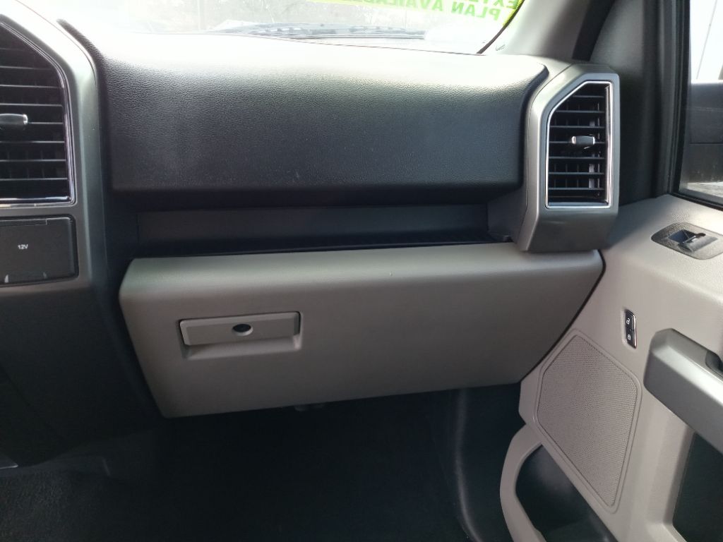 2019 Ford F150 XLT photo