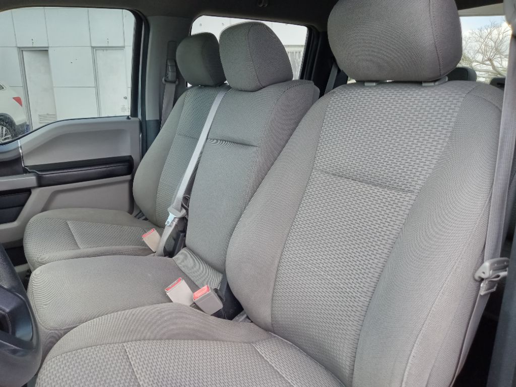 2019 Ford F150 XLT photo