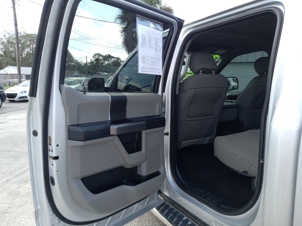 2019 Ford F150 XLT photo