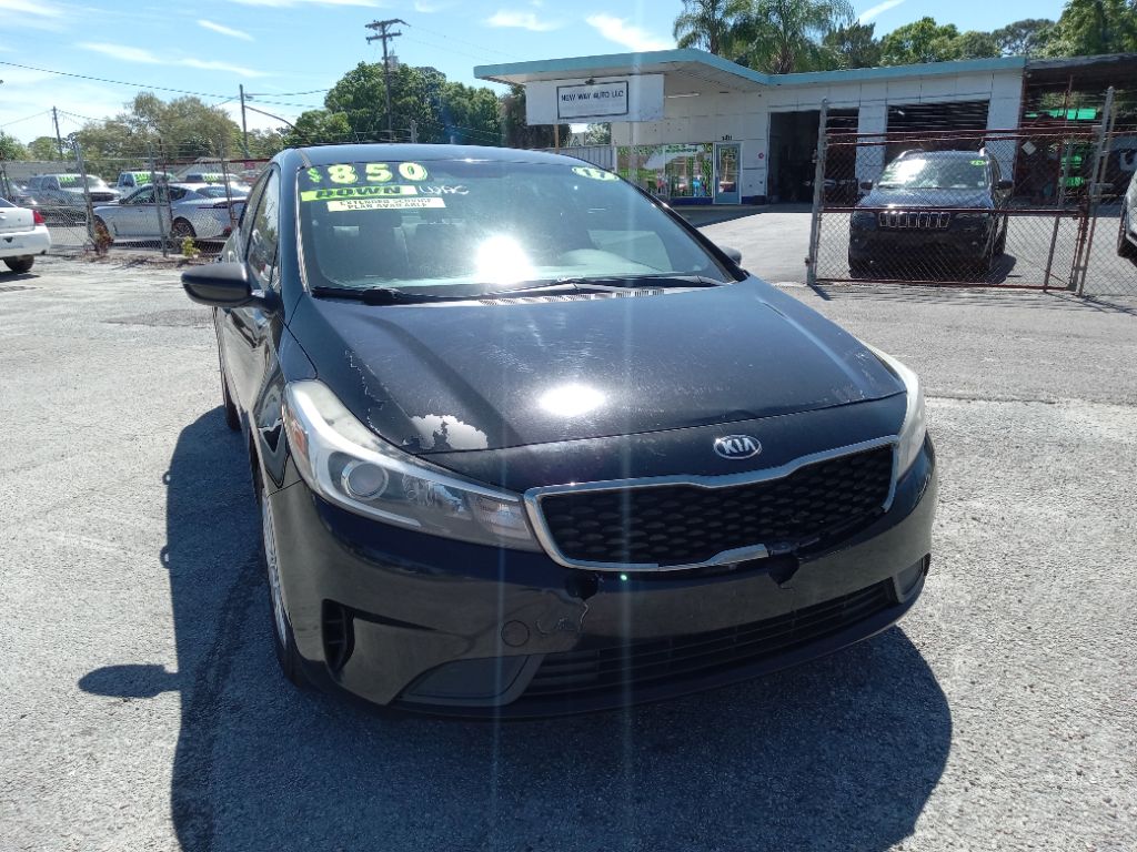 2017 Kia Forte LX photo