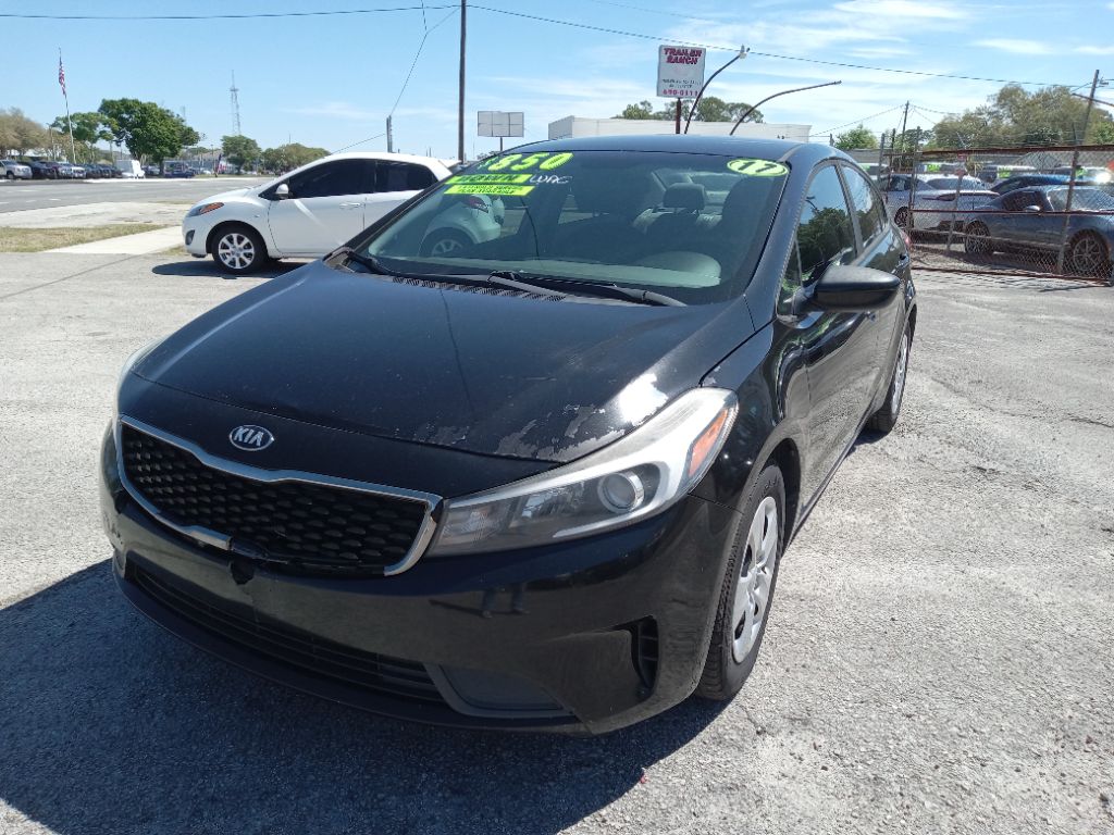 2017 Kia Forte LX photo
