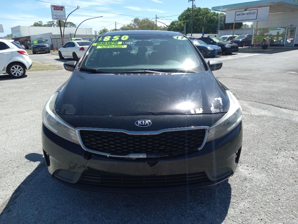 2017 Kia Forte LX photo