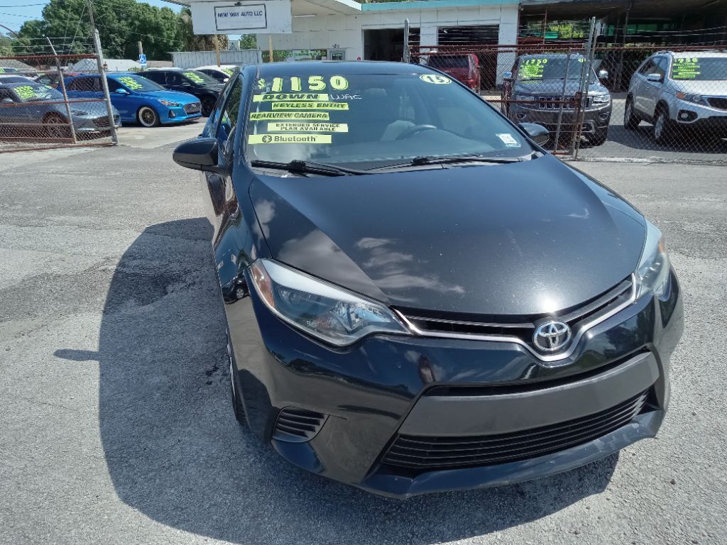2015 Toyota Corolla LE photo