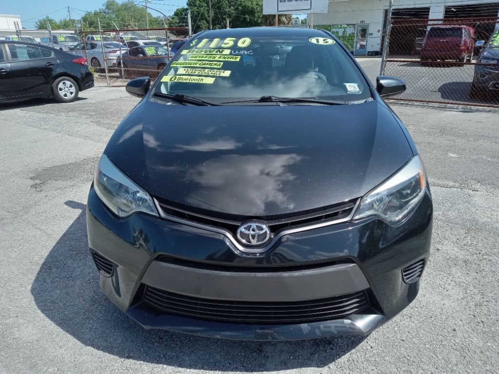 2015 Toyota Corolla LE photo