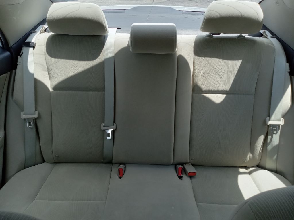 2012 Toyota Corolla L photo