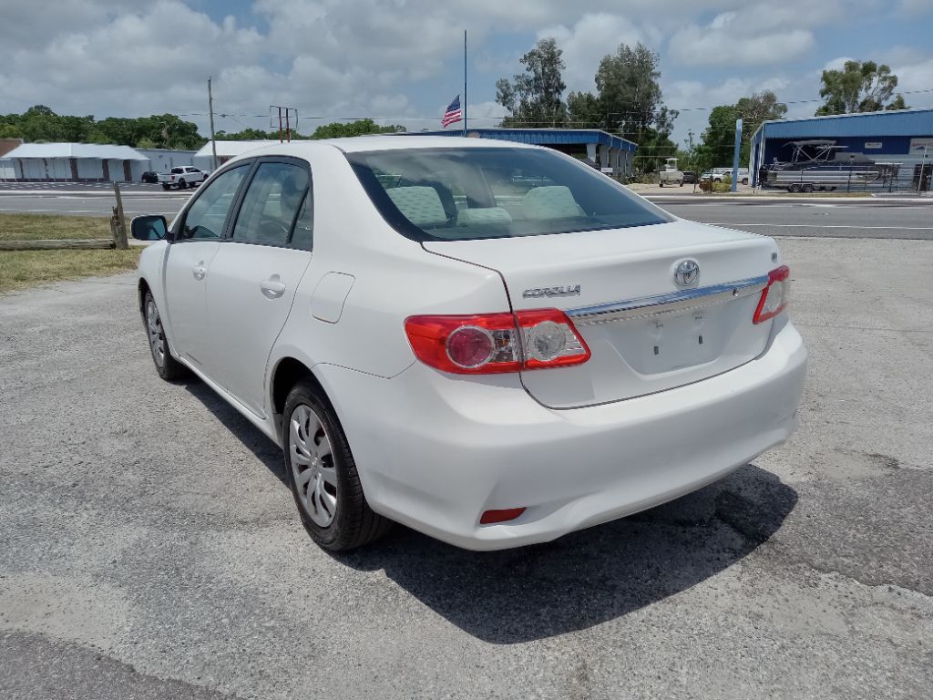 2012 Toyota Corolla L photo