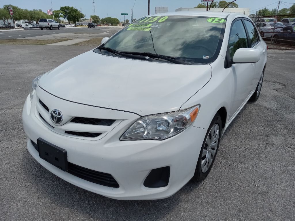 2012 Toyota Corolla L photo