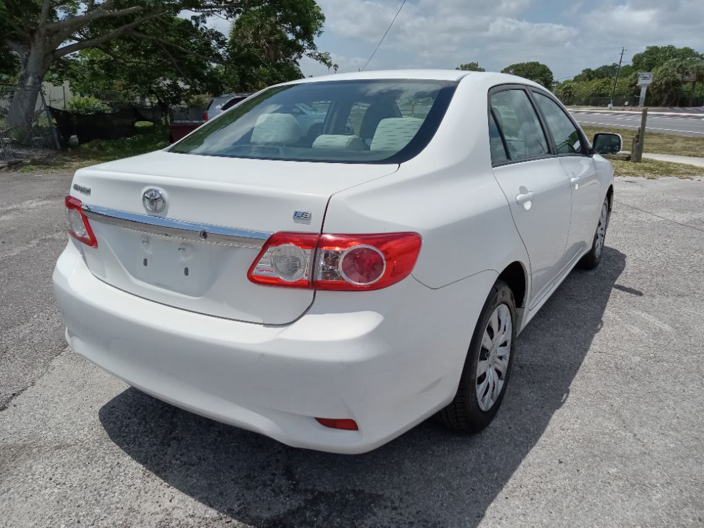 2012 Toyota Corolla L photo