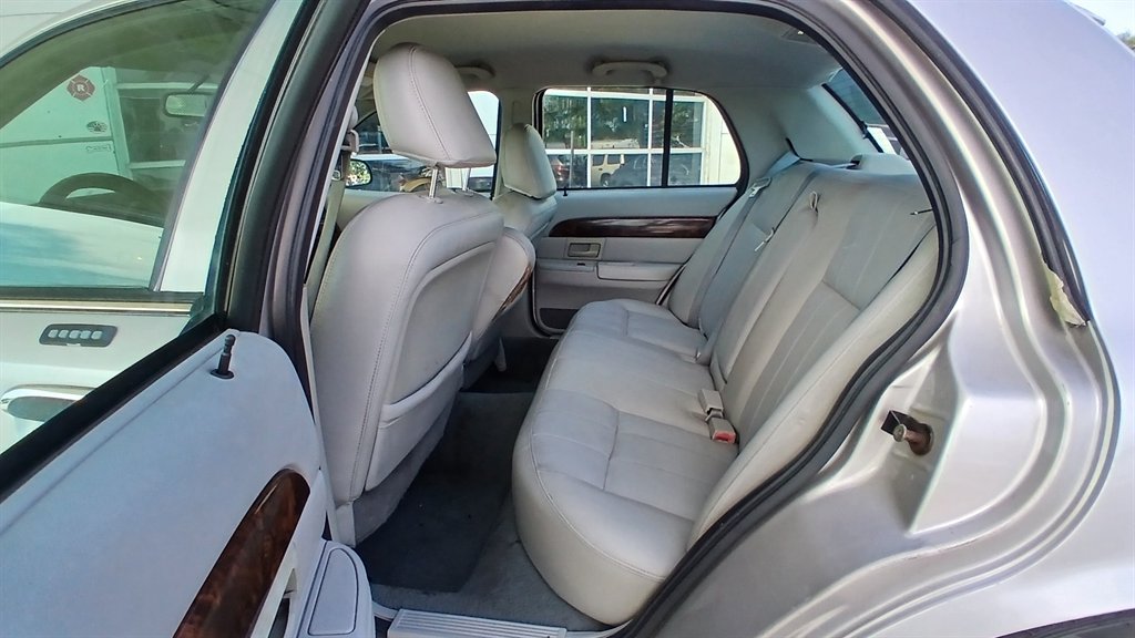 2004 Mercury Grand Marquis - $5,995