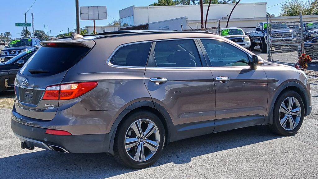 2015 Hyundai Santa Fe - $12,995
