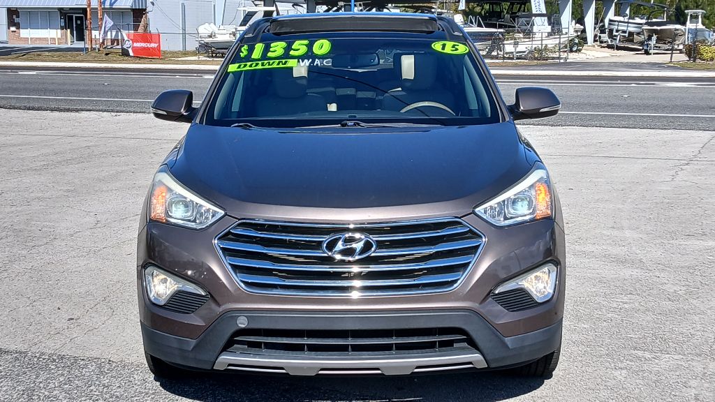 2015 Hyundai Santa Fe - $12,995