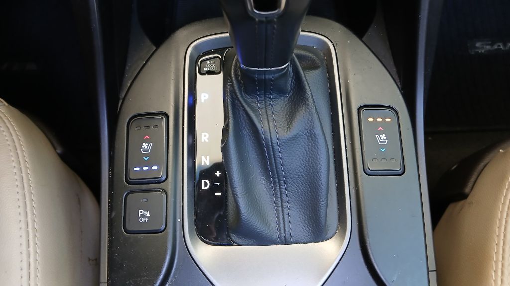 2015 Hyundai Santa Fe - $12,995