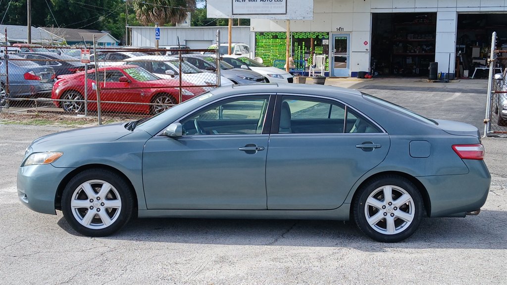 2007 Toyota Camry - $7,995