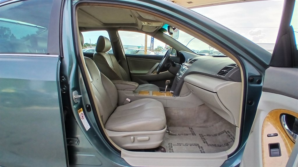 2007 Toyota Camry - $7,995