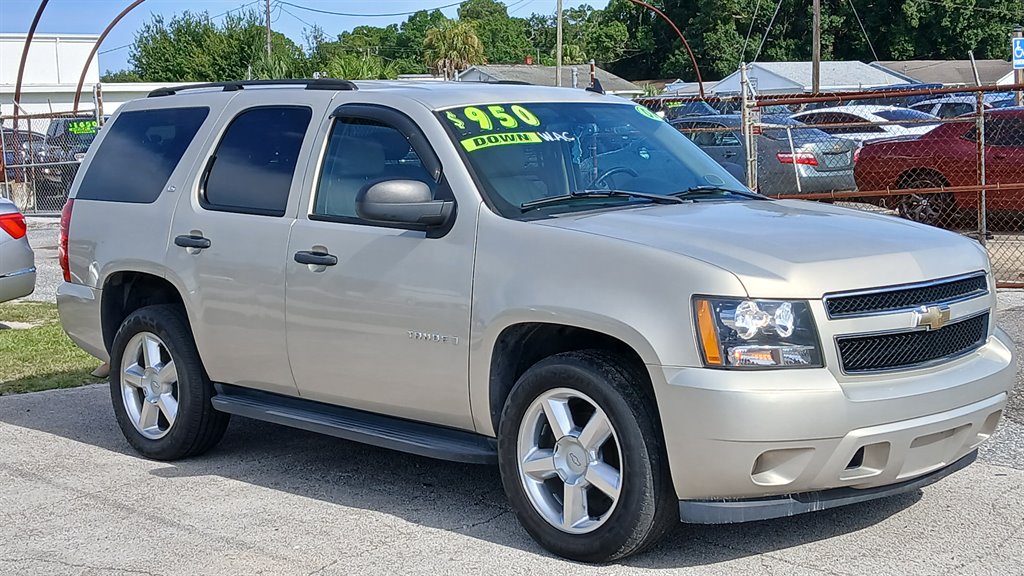 2007 Chevrolet Tahoe - $8,995