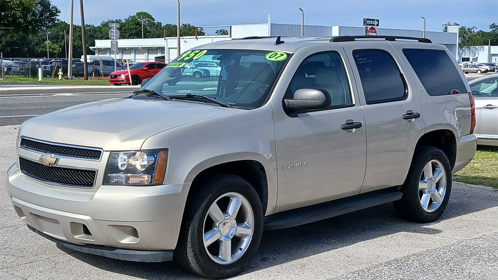 2007 Chevrolet Tahoe - $8,995