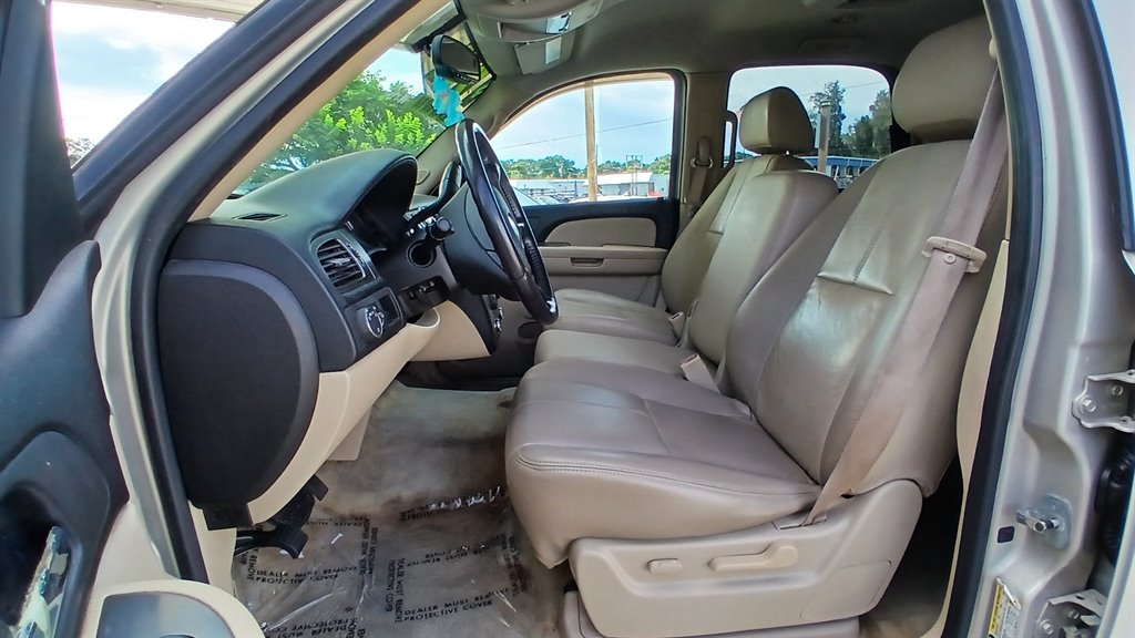 2007 Chevrolet Tahoe - $8,995