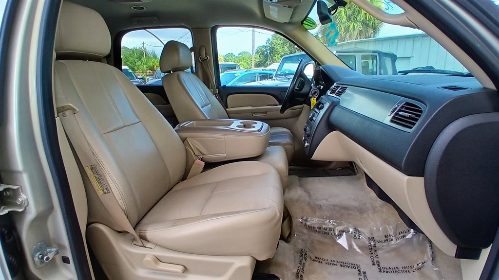 2007 Chevrolet Tahoe - $8,995