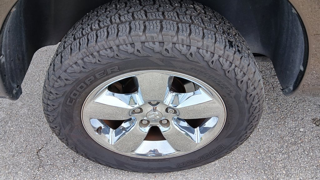 2013 Ram 1500 - $14,995