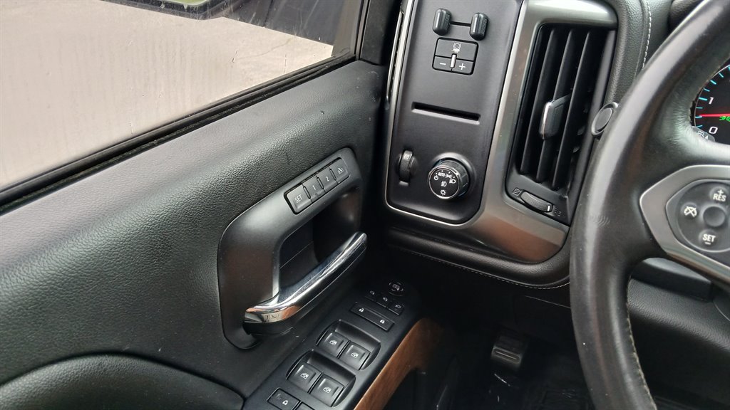 2016 Chevrolet Silverado - $19,995