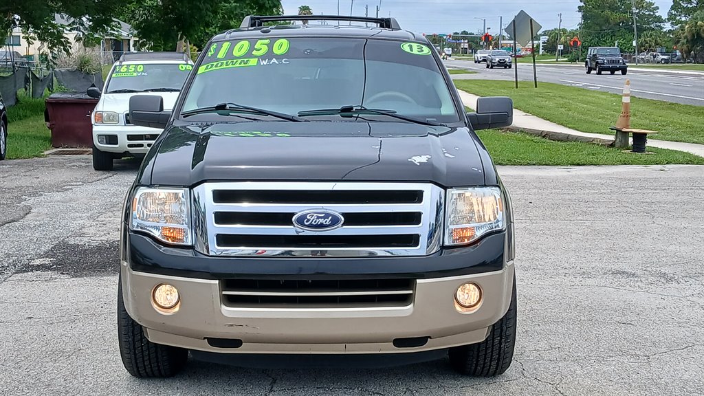 2013 Ford Expedition - $9,995