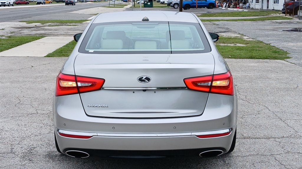2014 Kia Cadenza - $8,995