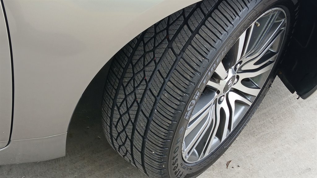 2014 Kia Cadenza - $8,995