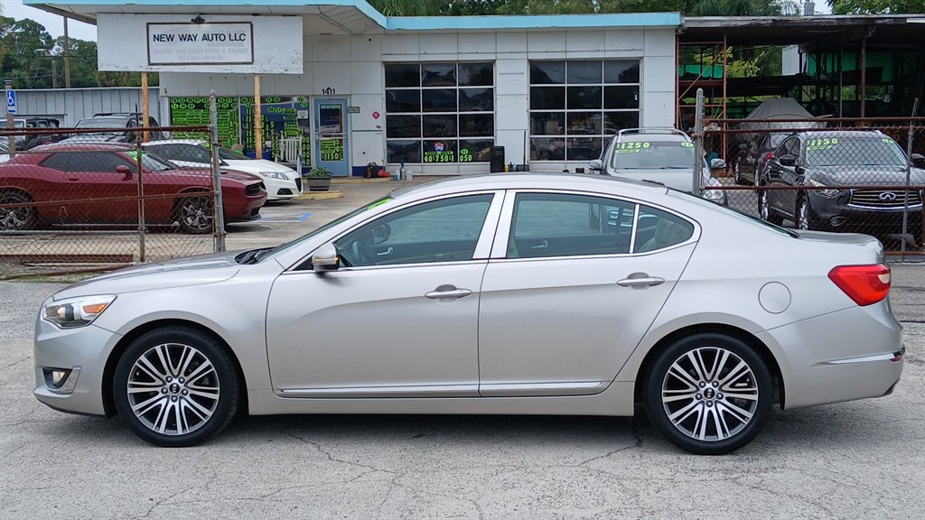 2014 Kia Cadenza - $8,995