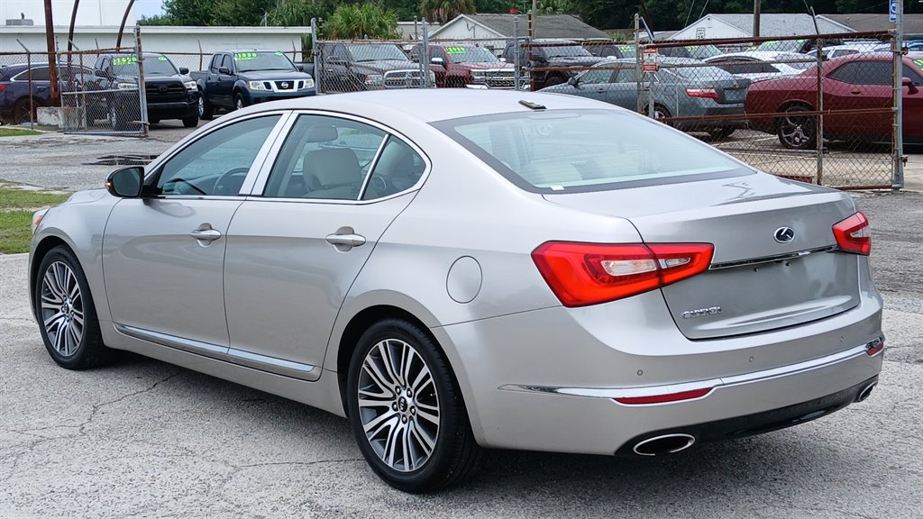 2014 Kia Cadenza - $8,995
