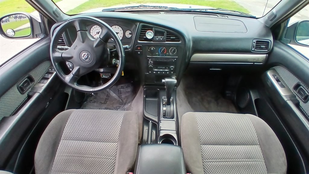2004 Nissan Pathfinder - $5,995