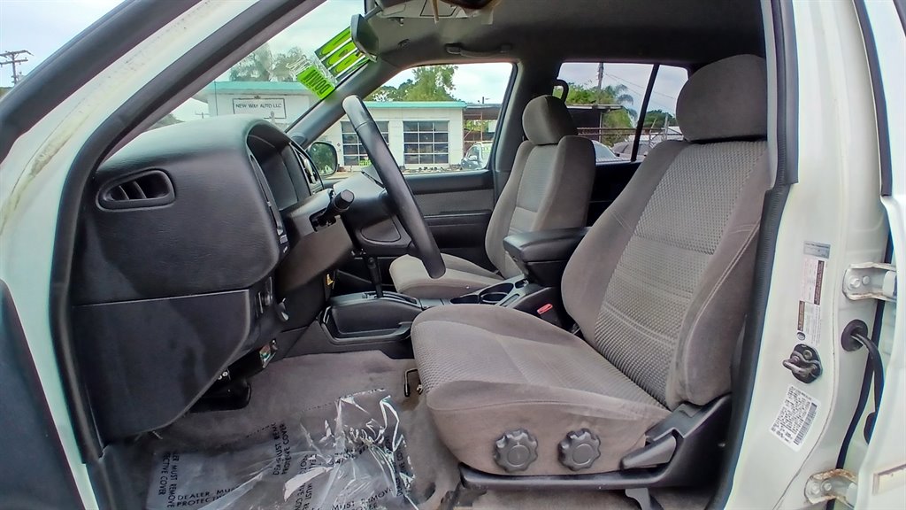 2004 Nissan Pathfinder - $5,995