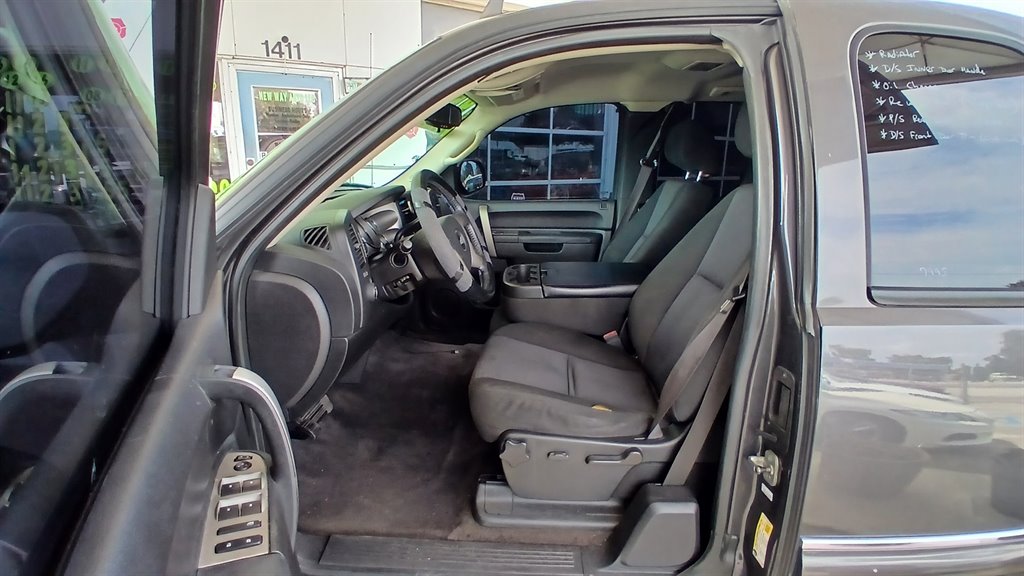 2010 Chevrolet Silverado - $7,995