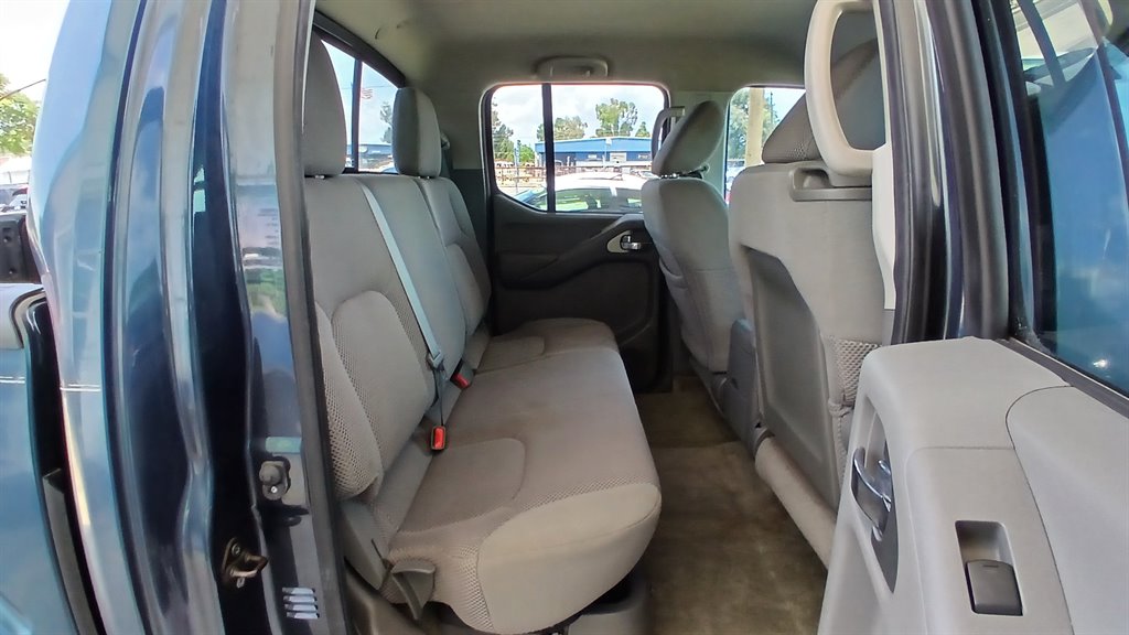 2014 Nissan Frontier - $9,995