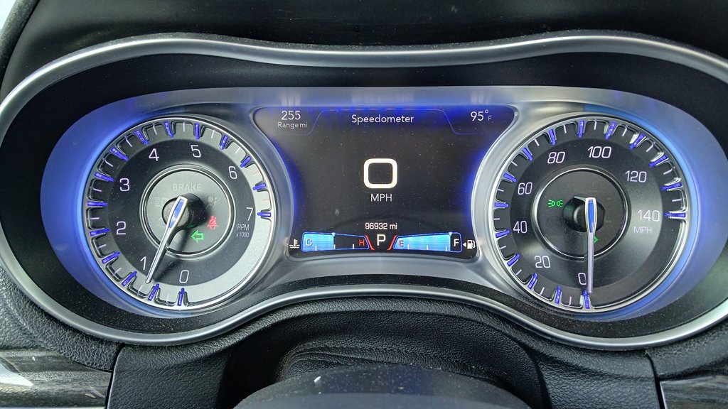 2018 Chrysler 300 - $17,995