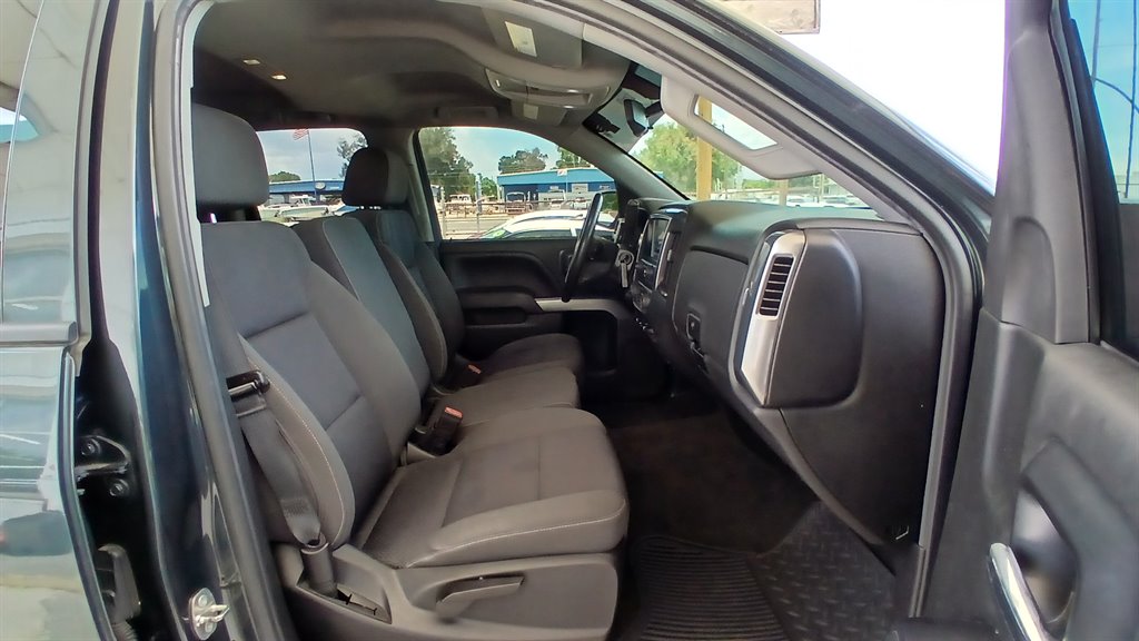 2018 Chevrolet Silverado - $17,995