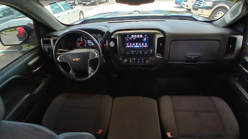 2018 Chevrolet Silverado - $17,995