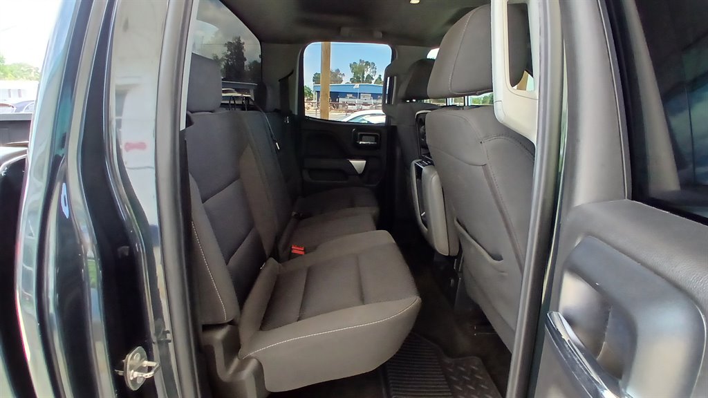 2018 Chevrolet Silverado - $17,995