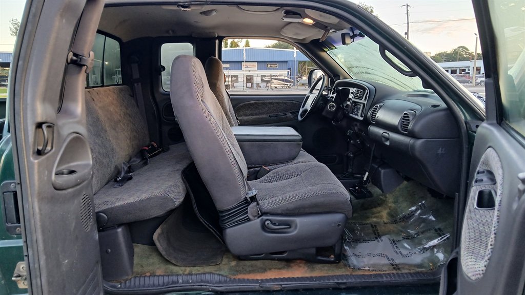 1999 Dodge Ram - $9,995