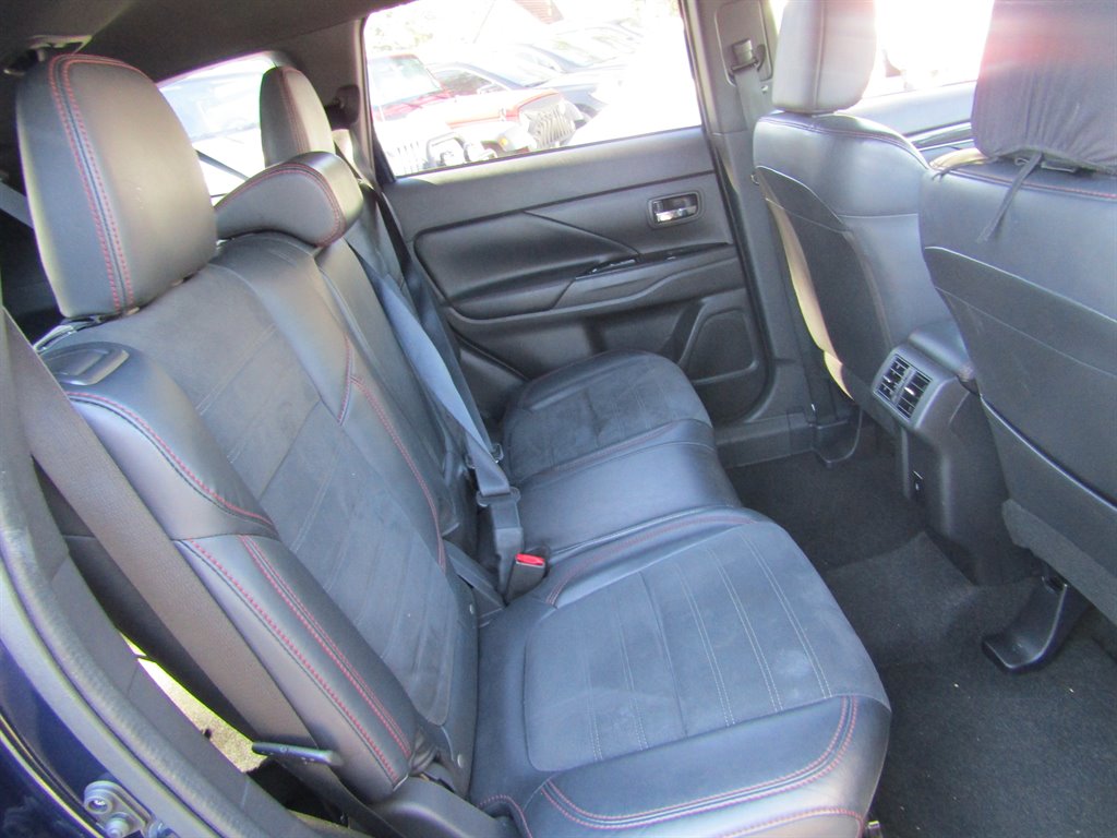 2020 Mitsubishi Outlander - $10,200