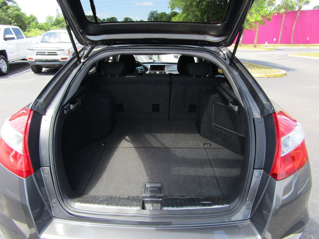 2012 Honda Crosstour - $6,500