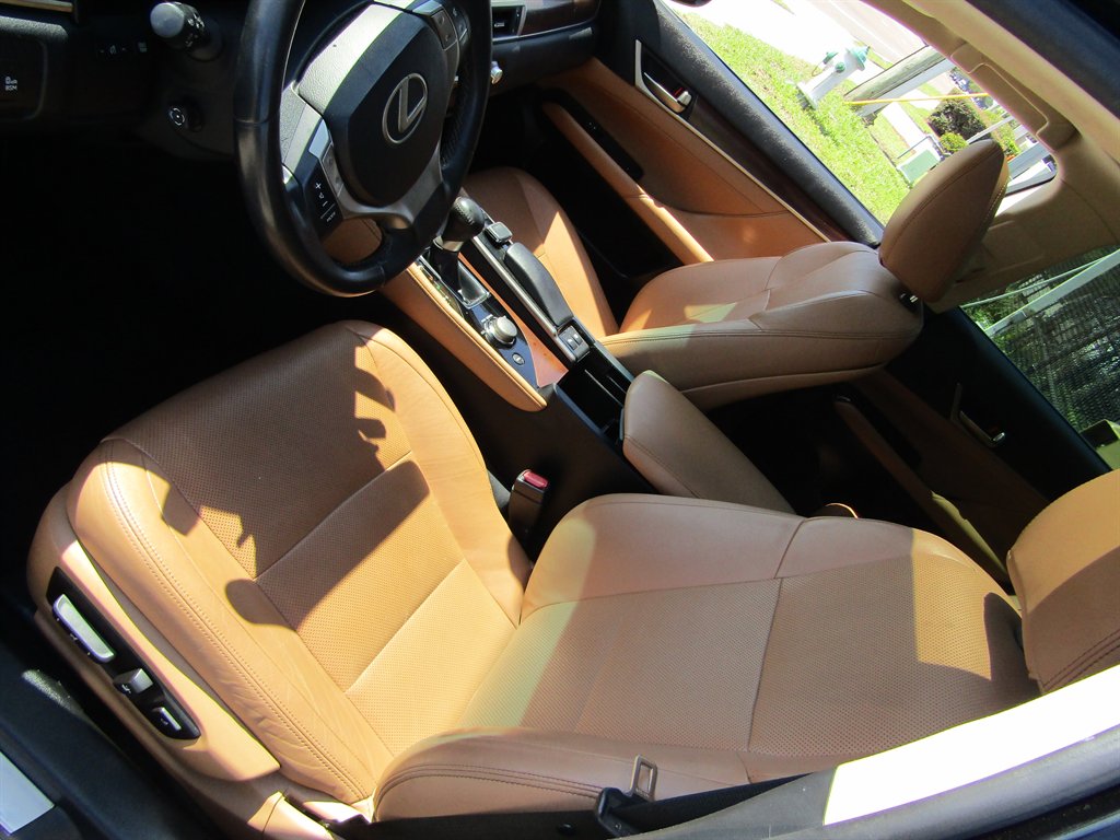 2015 Lexus GS - $14,999