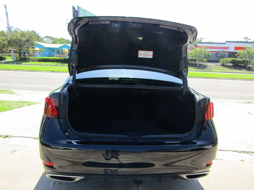 2015 Lexus GS - $14,999
