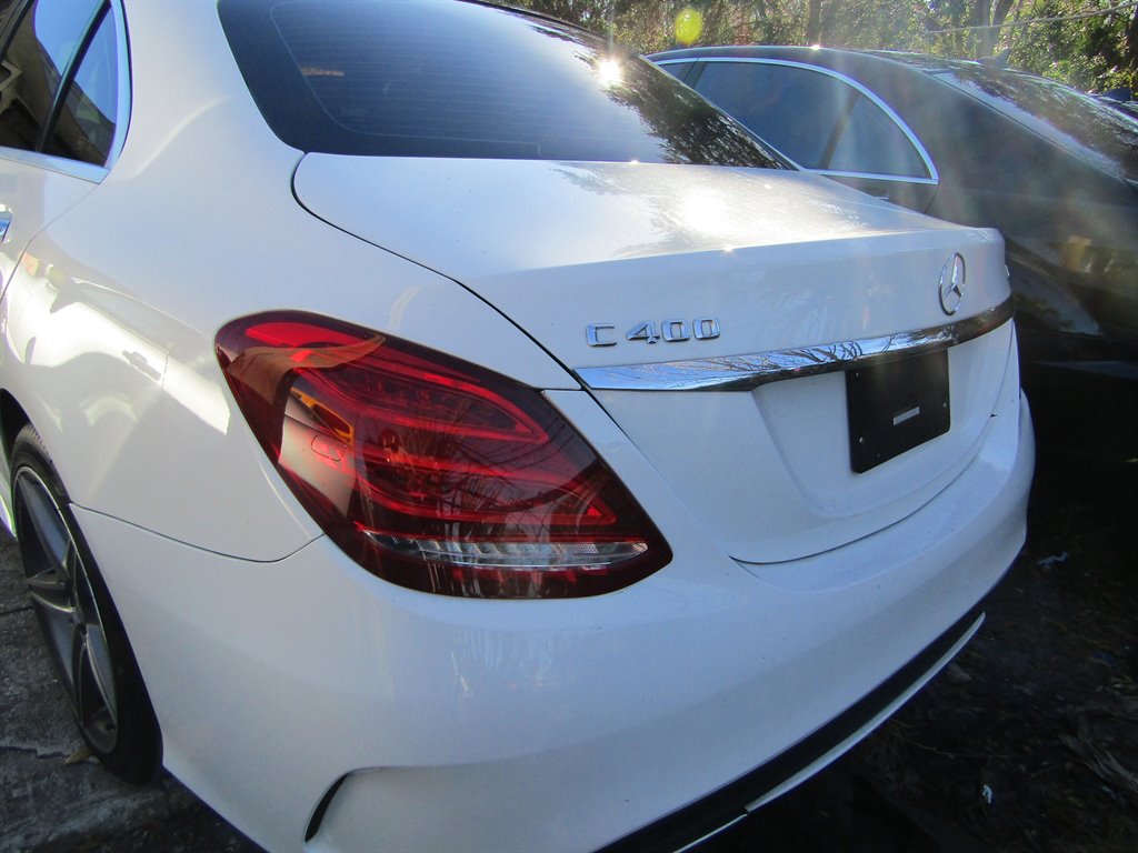 2015 Mercedes-Benz C-Class - $8,000