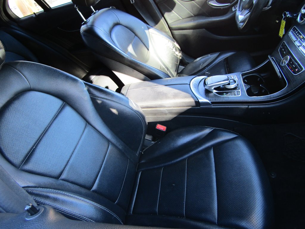 2015 Mercedes-Benz C-Class - $8,000