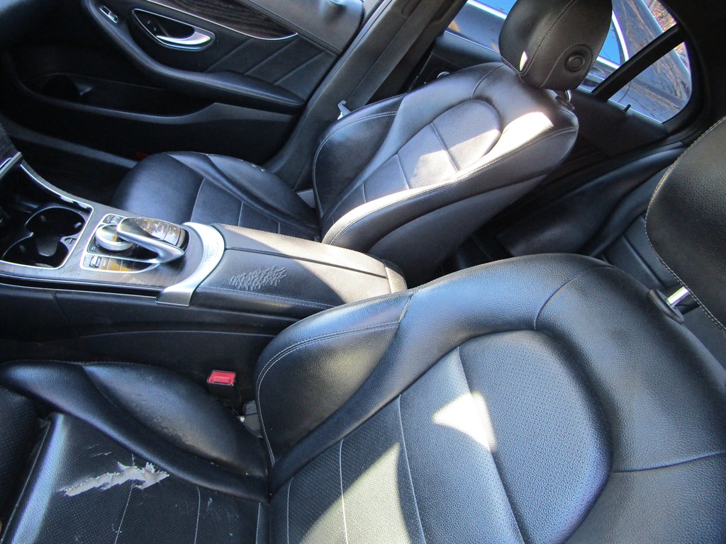 2015 Mercedes-Benz C-Class - $8,000