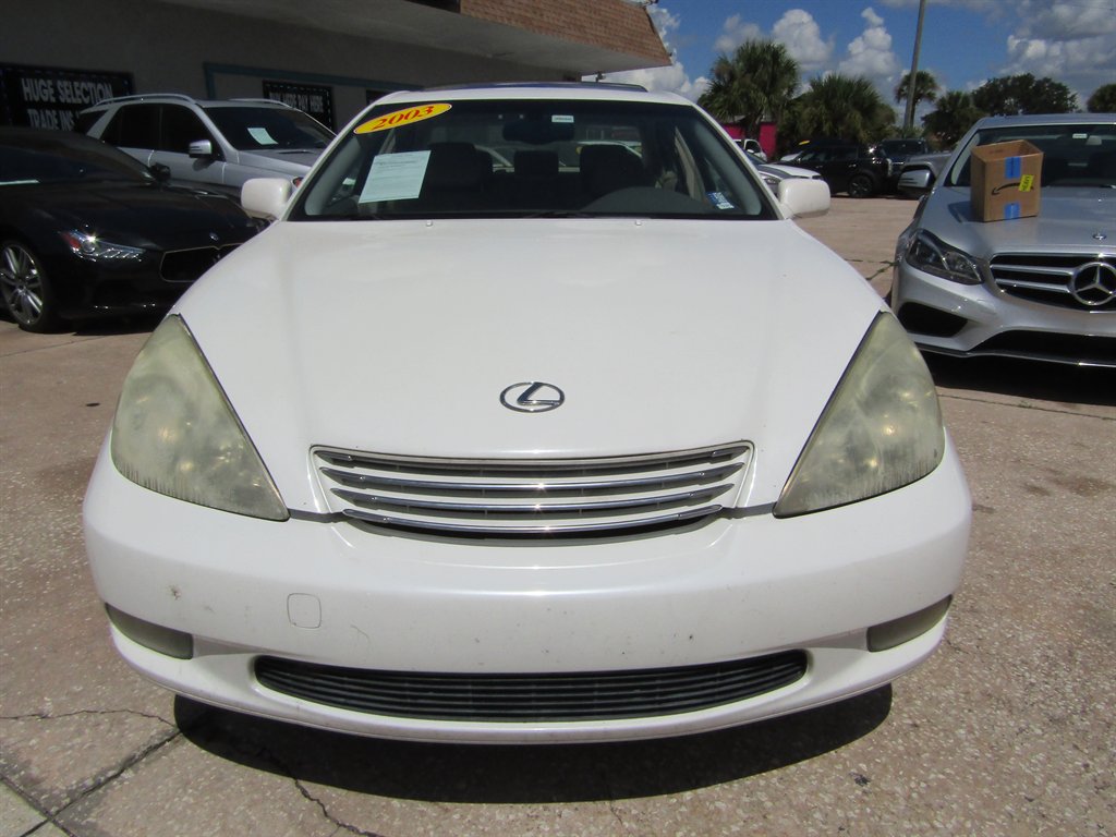 2003 Lexus ES - $1,800