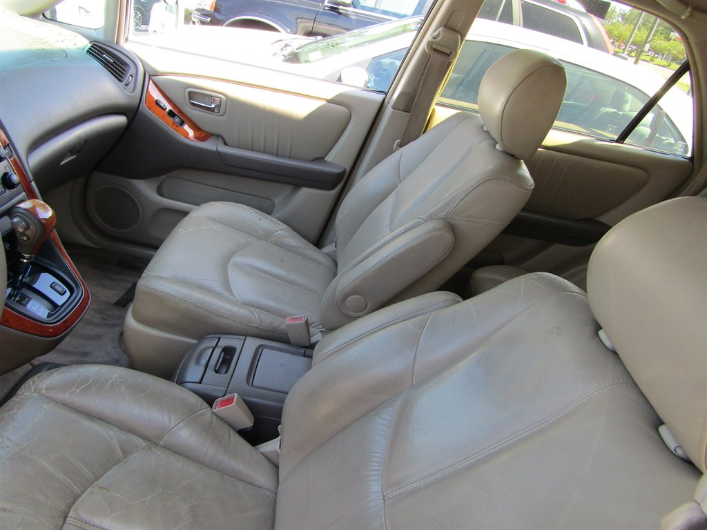 2002 Lexus RX - $2,999