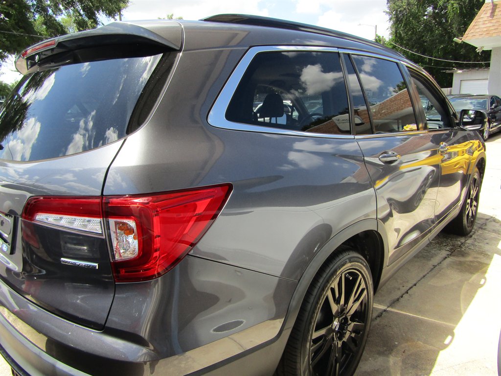 2021 Honda Pilot - $23,999