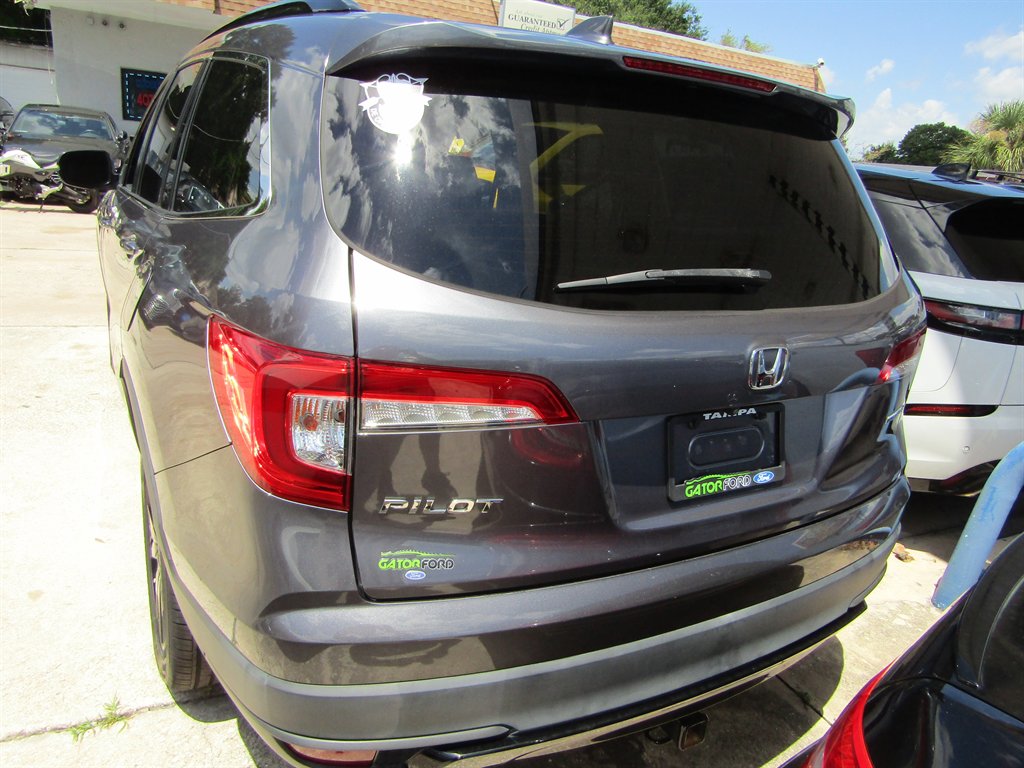 2021 Honda Pilot - $23,999